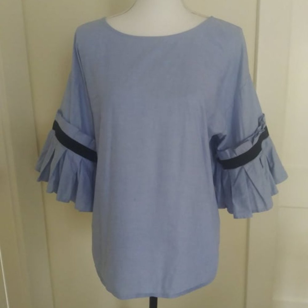 Blue chambray peasant style top from Italy size L